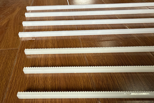 Plastic Serrated Blade
